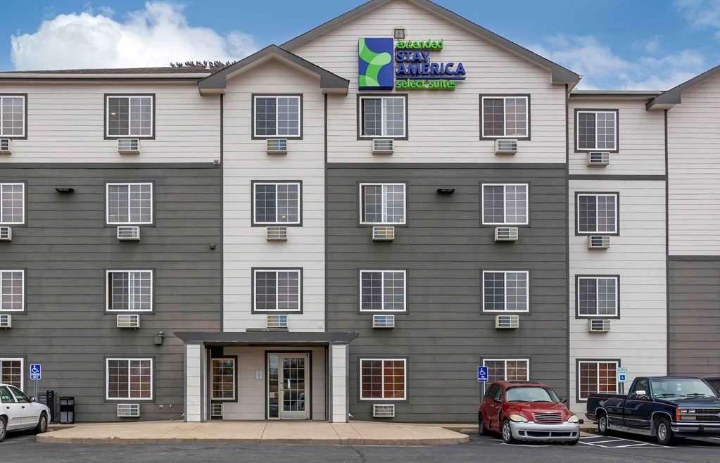 Extended Stay America Select Suites Wichita North - photo 2