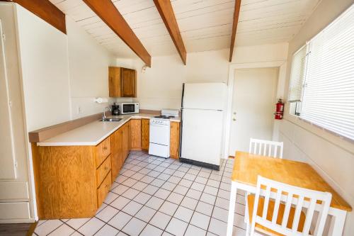 Redwood Meadows RV Resort and Cabins - photo 12