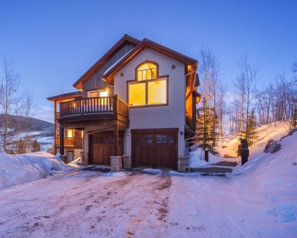 Aspen View Lodge 4 Bedroom Apartment by Key to the Rockies — 4-Star Luxury Hotel in Silverthorne, United States