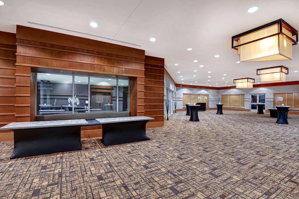 DoubleTree by Hilton Phoenix Tempe - photo 52
