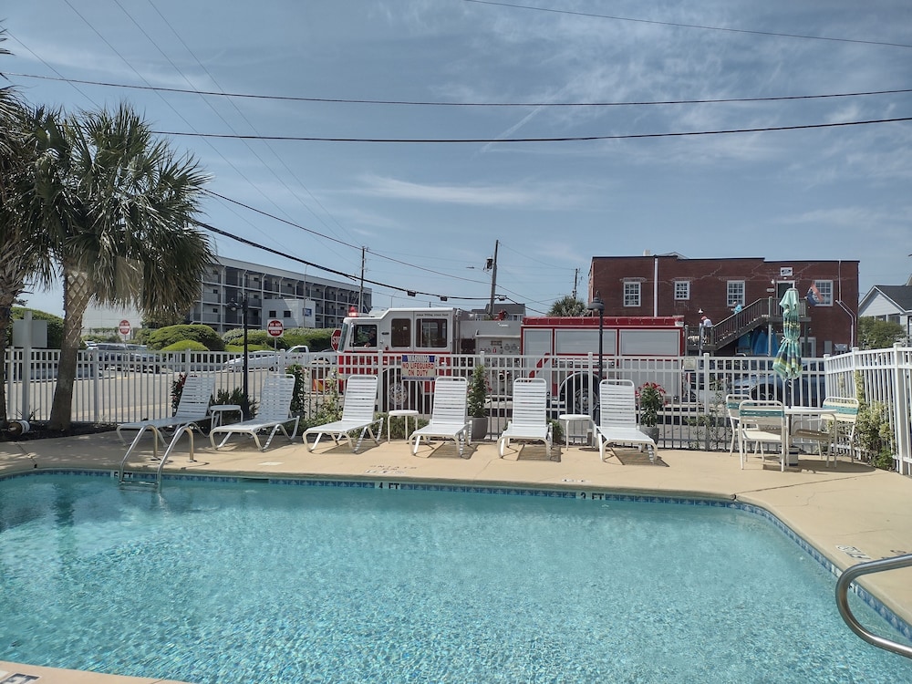 Sandpeddler Inn & Suites - photo 270