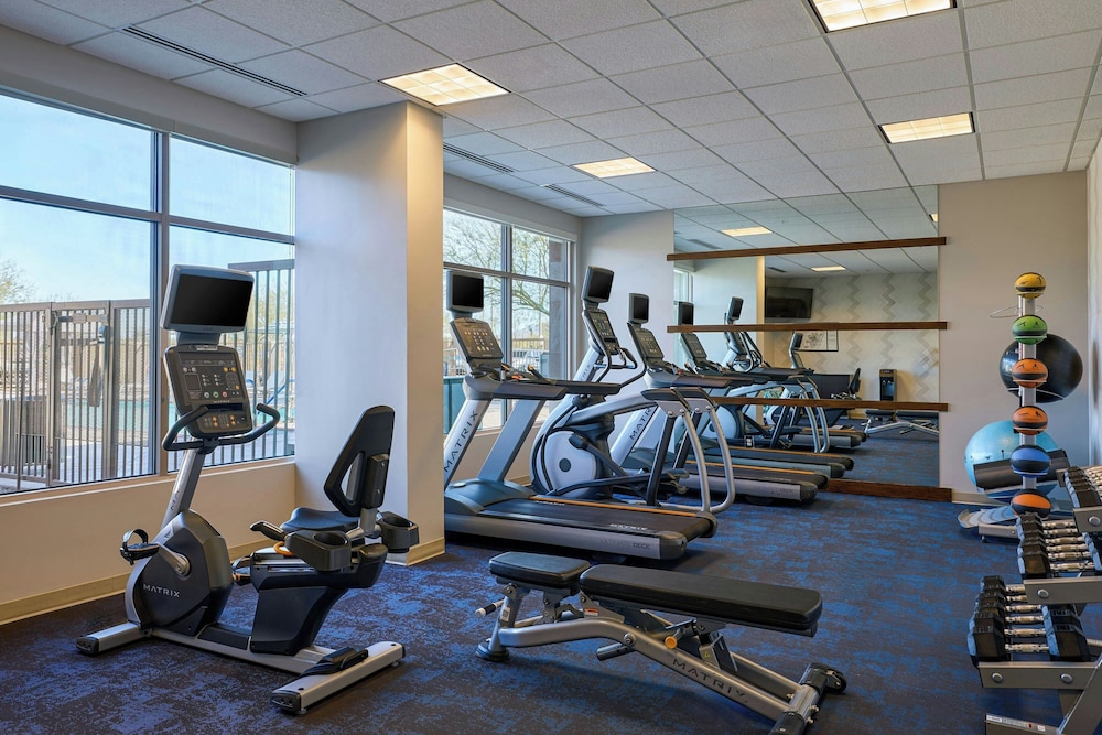 Residence Inn by Marriott Phoenix Desert View at Mayo Clinic - photo 25