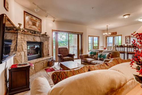 Los Pinos Luxury Breckenridge SkiCondo — 4-Star Luxury Hotel in Breckenridge, United States