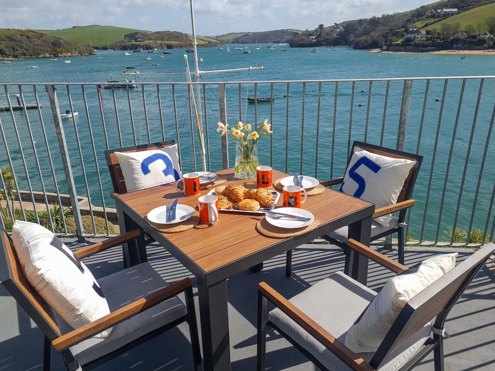 35 The Salcombe in Salcombe, United Kingdom