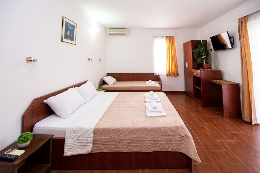 Hotel Iper — Budva — photo 5