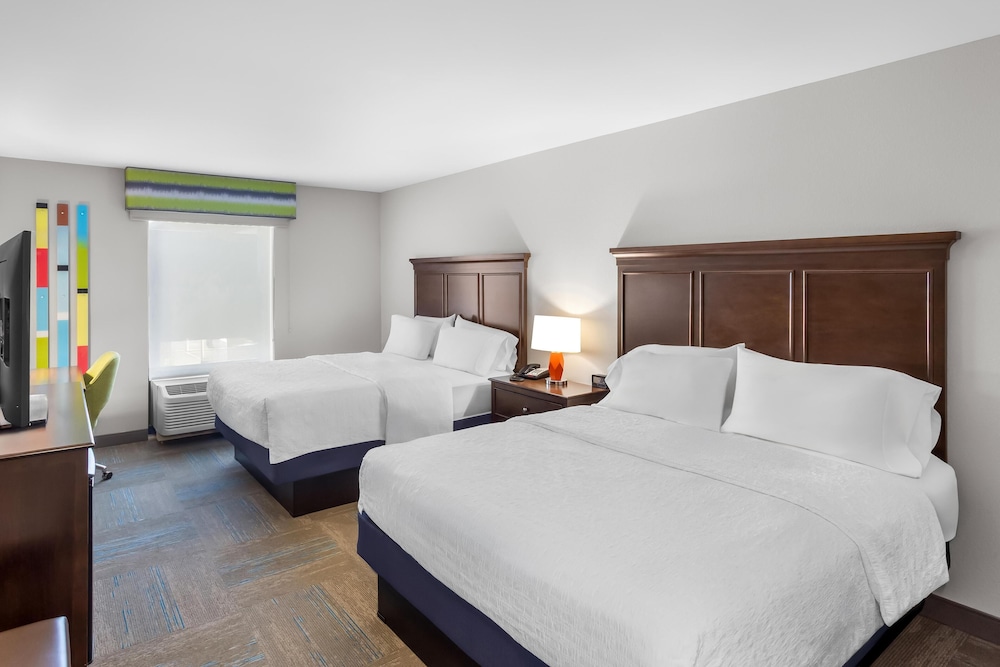 Hampton Inn Huntington University Area - photo 29