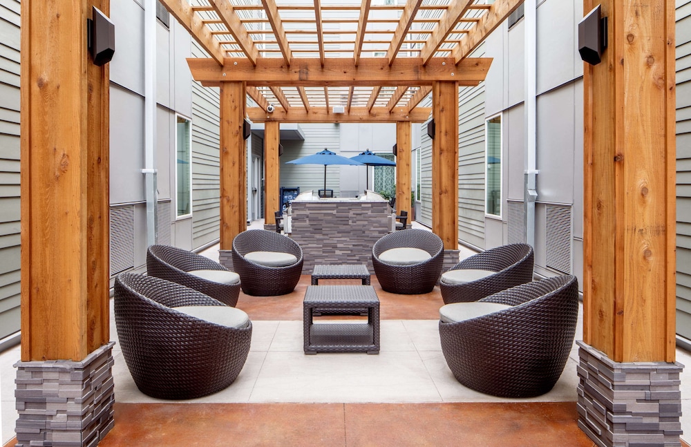 Homewood Suites by Hilton New Orleans French Quarter - photo 5