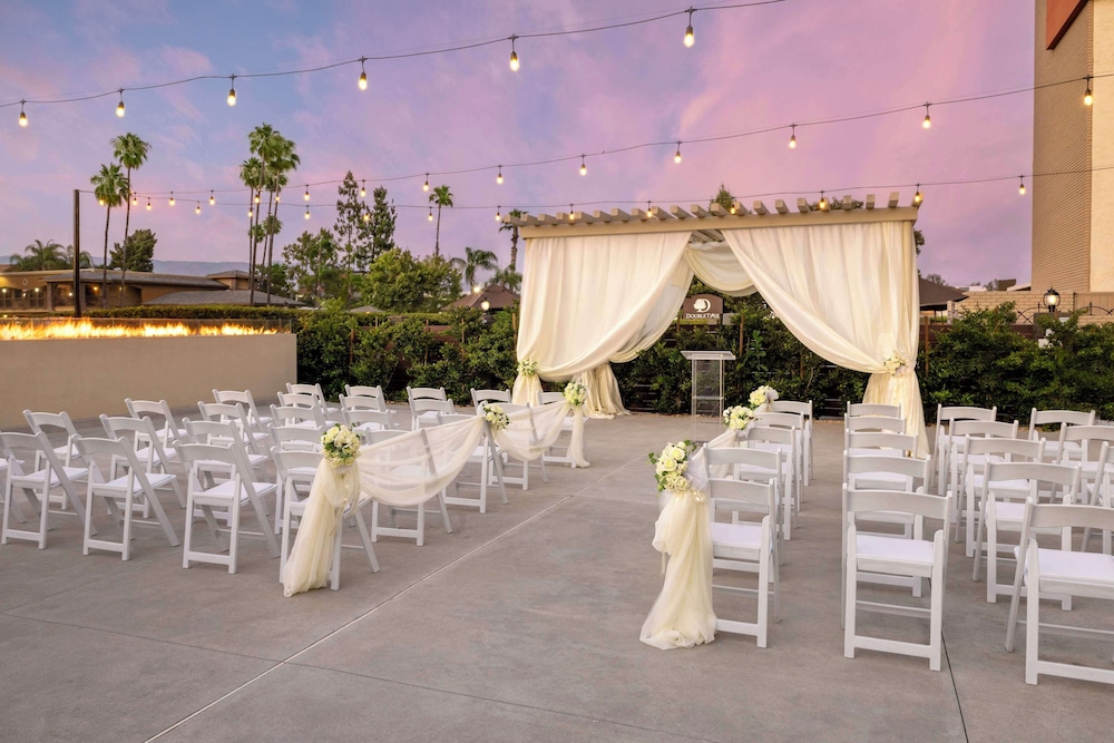 DoubleTree by Hilton Hotel San Bernardino - photo 45