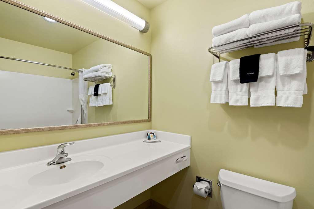 Comfort Inn & Suites Creswell - photo 33