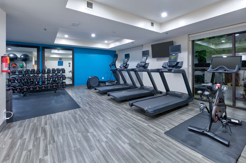 Hampton Inn Biloxi - photo 35