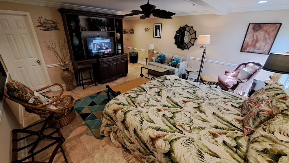 Saint Simons Inn by the Lighthouse - photo 32