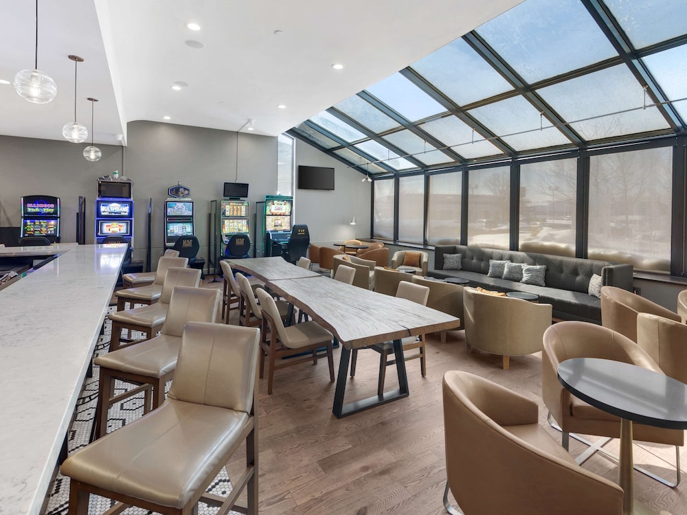 Hilton Chicago Oak Lawn - photo 37