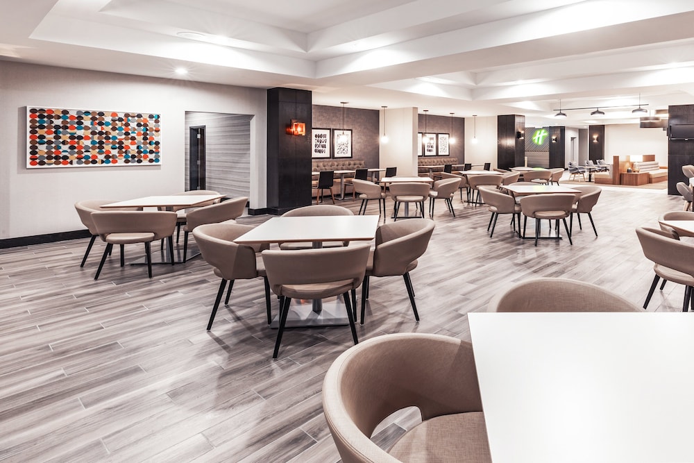 Holiday Inn Hotel & Suites Tulsa South by IHG - photo 27