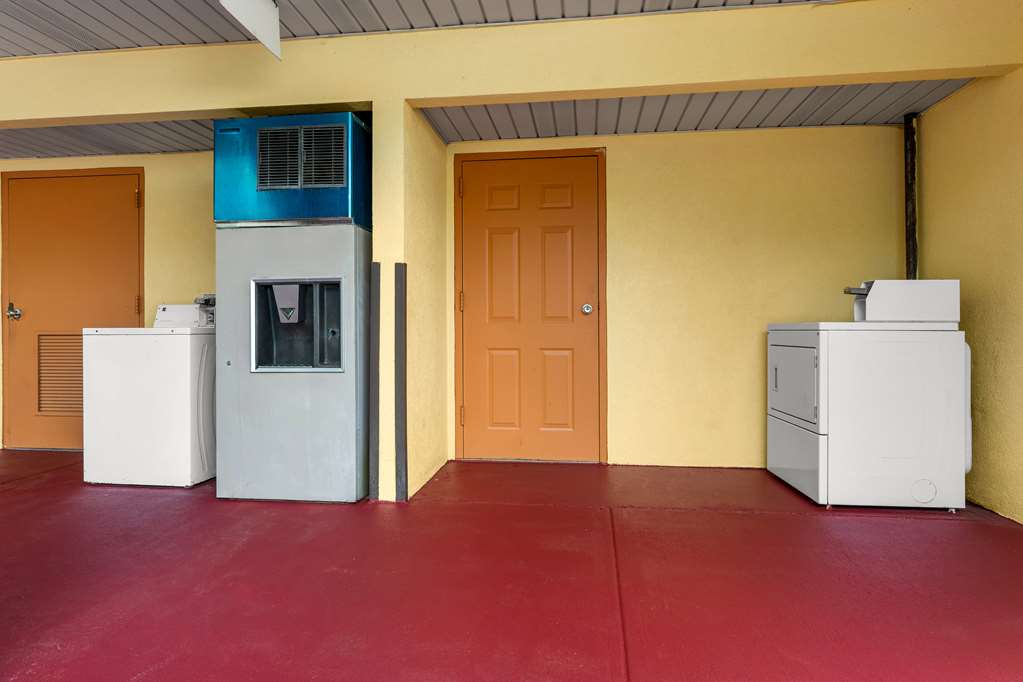 Americas Best Value Inn Montezuma - photo 25