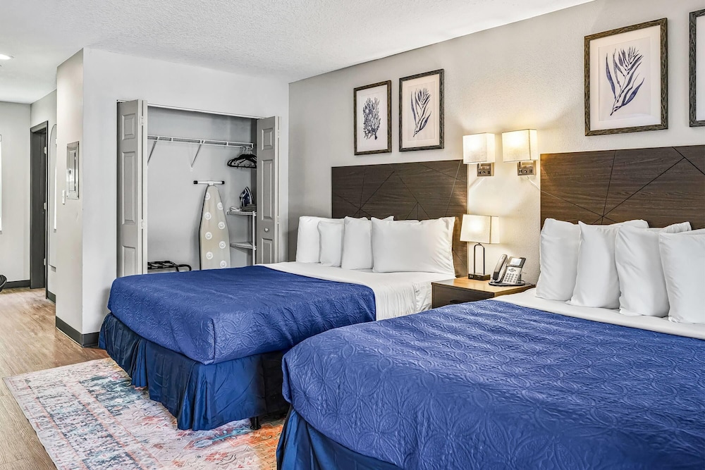 Baymont by Wyndham Ocala Suites - photo 9