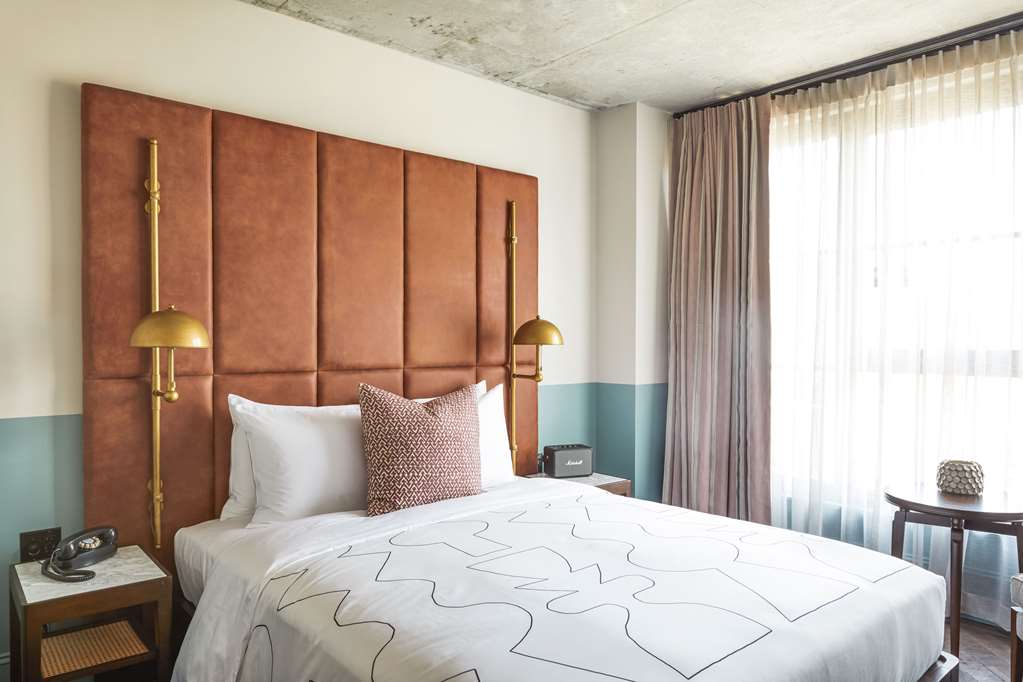The Hoxton Chicago - photo 12