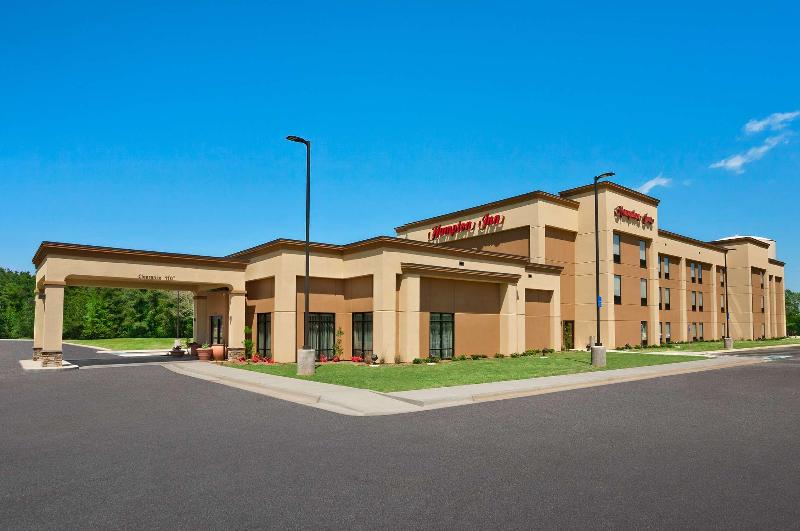 Hampton Inn Magnolia - carbon neutral hotel in Magnolia