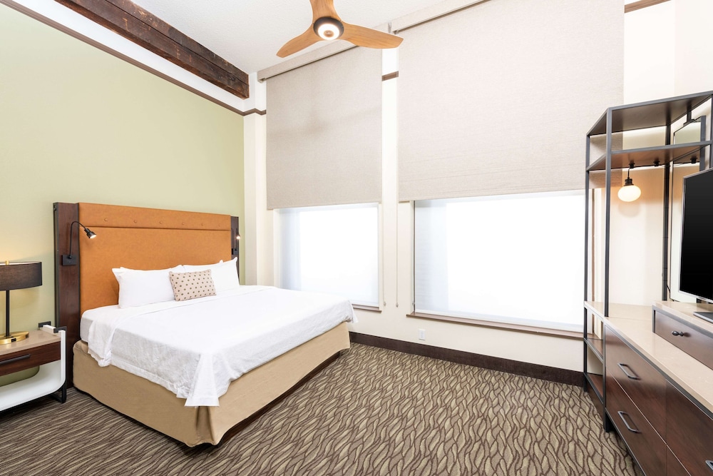 Homewood Suites by Hilton Indianapolis Downtown - photo 8