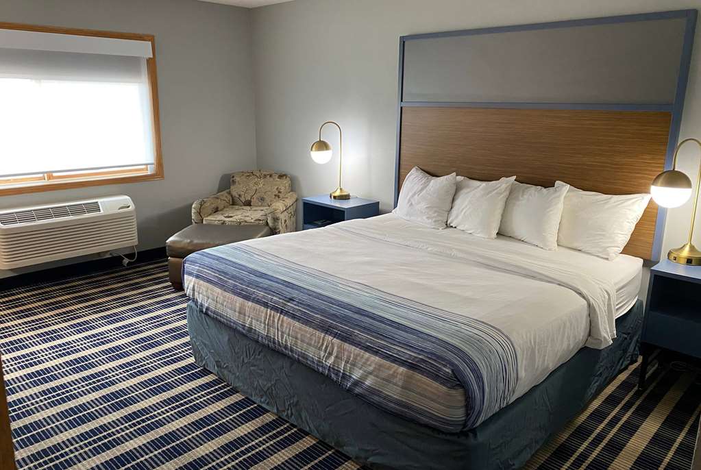 AmericInn by Wyndham Chanhassen - photo 21