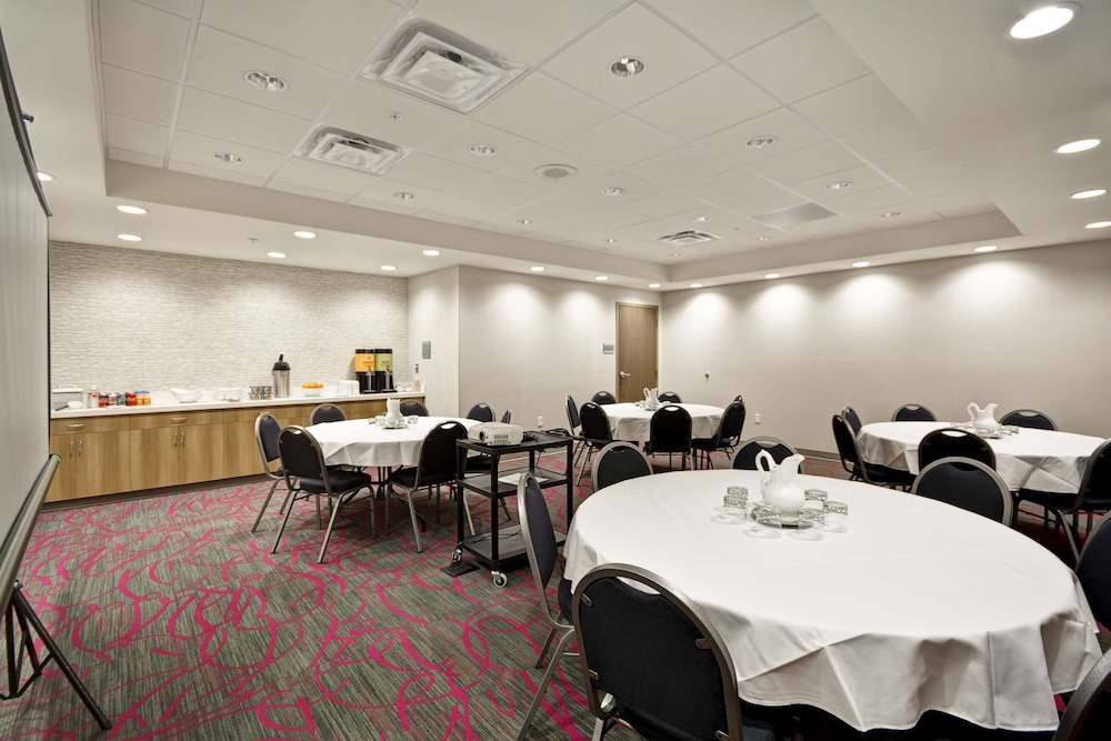 Home2 Suites by Hilton Kansas City KU Medical Center - photo 35