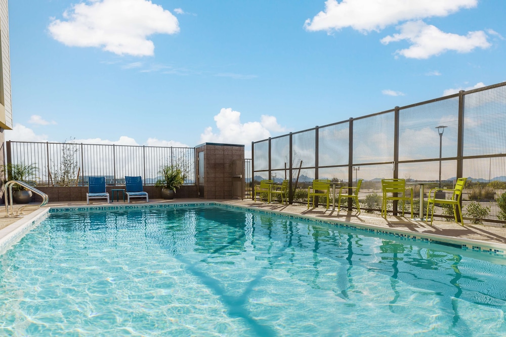Home2 Suites by Hilton North Scottsdale near Mayo Clinic - photo 39