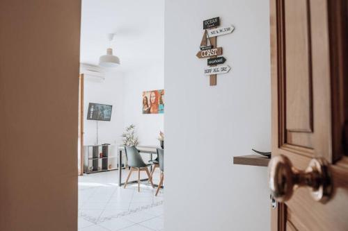 Three Square house apartment — 4-Star Luxury Hotel in Gioiosa Marea, Italy