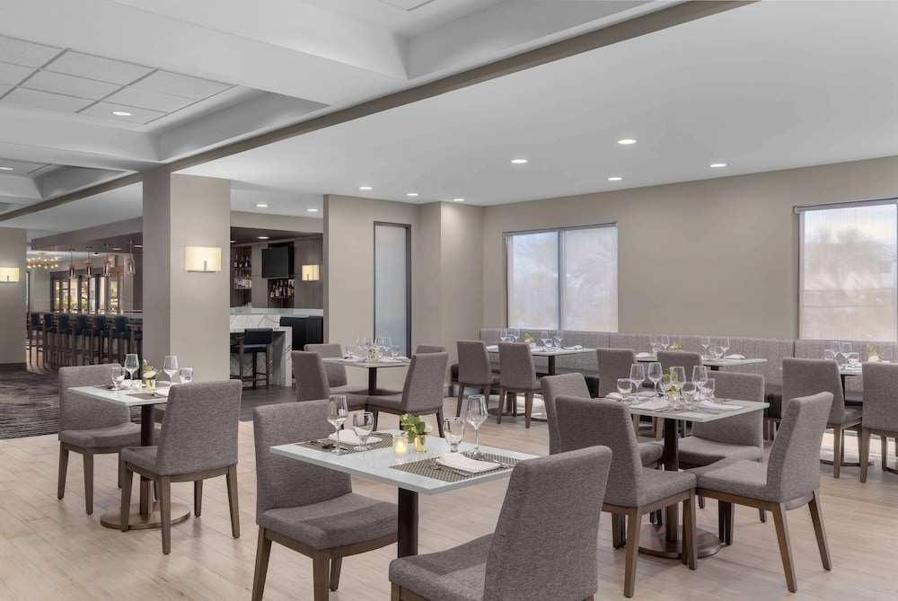 DoubleTree by Hilton Las Vegas Airport - photo 36