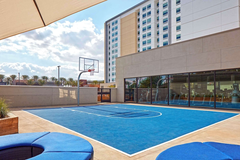 Anaheim Resort Suites - photo 31