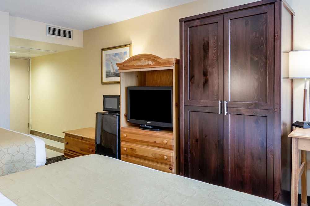 Clarion Inn Seekonk Providence - photo 26