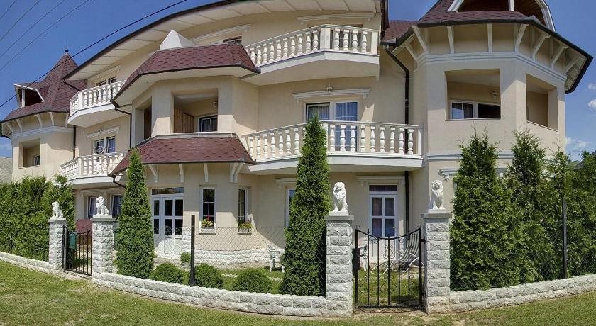 Hegyi Villa — 4-Star Luxury Hotel in Heviz, Hungary