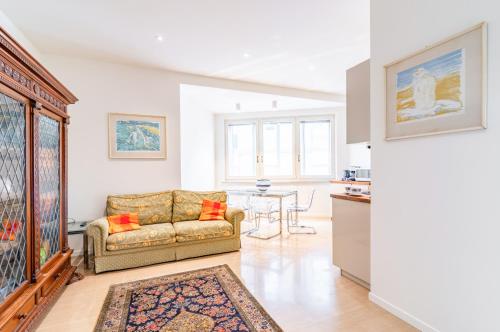 Rossini Apartment in Center of Pesaro — 4-Star Luxury Hotel in Pesaro, Italy