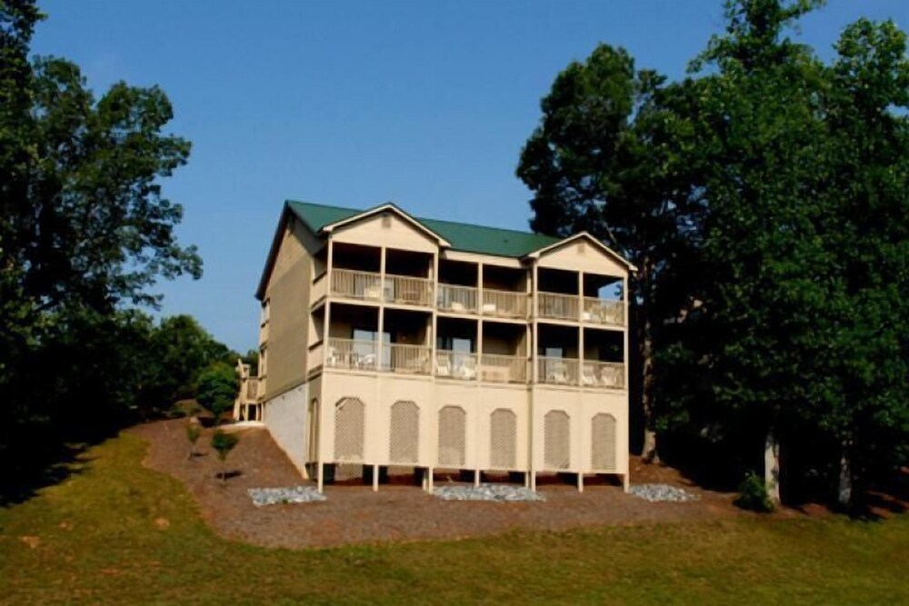 Rumbling Bald Resort - photo 11