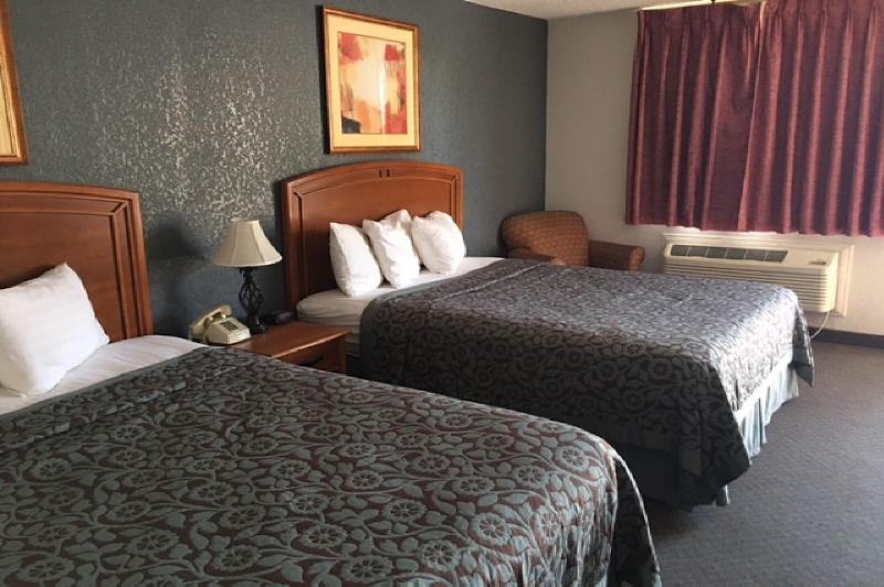 Executive Inn Hebbronville - photo 17