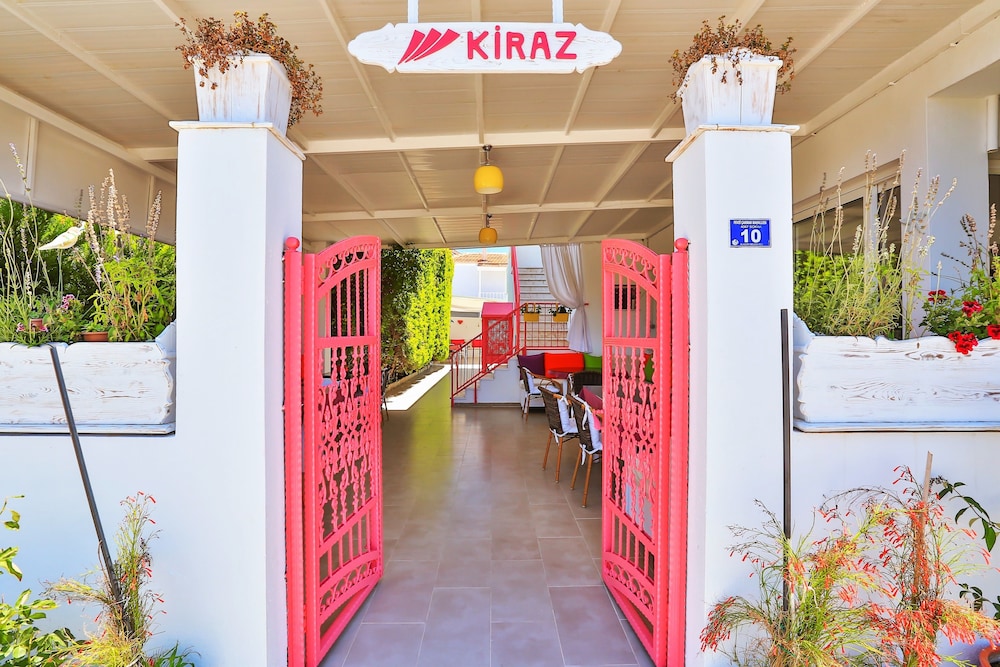 Kiraz Otel - last minute hotel in Cesme