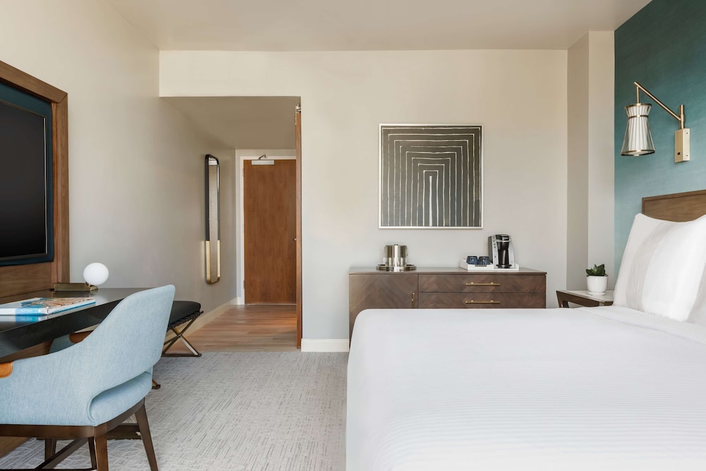 Carte Hotel San Diego Downtown Curio Collection by Hilton - photo 10