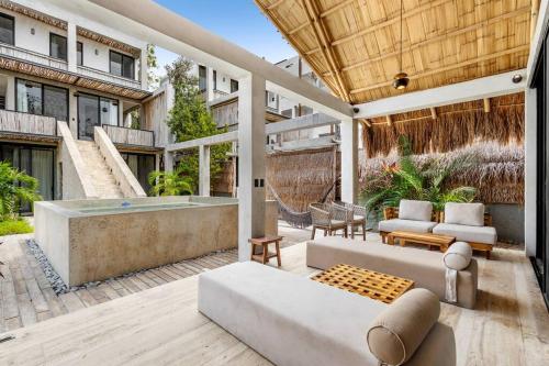 LUX Toh Villa Rooftop Pool Wifi Transport — 4-Star Luxury Hotel in Tulum, Mexico
