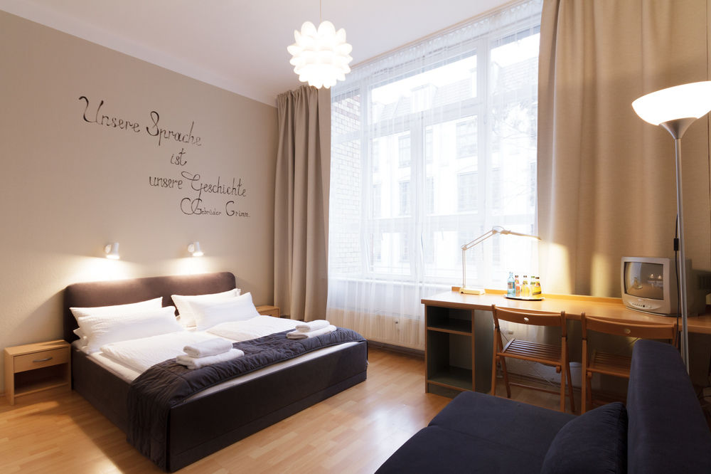 Hotel & Hostel Friedrichshain — Berlin — photo 2