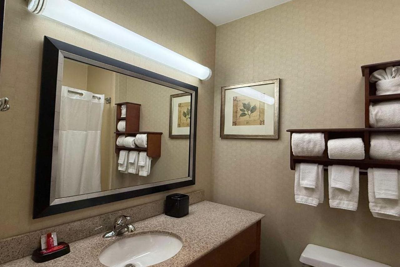 SureStay by Best Western Forsyth Decatur - photo 19