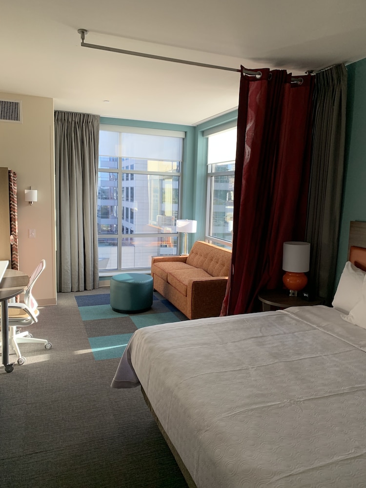 Home2 Suites by Hilton Charlotte Uptown NC - photo 13