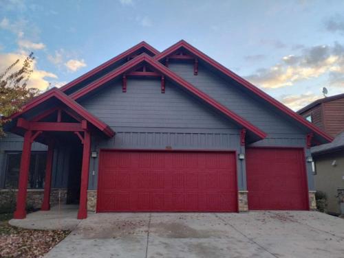 7 Bdr 5 ba Amazing View Amenities Fido can join in Eden, United States