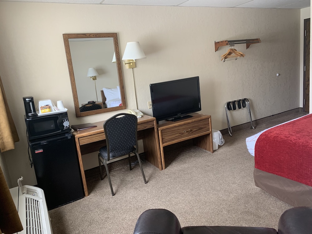 Northern Lights Inn Rugby - photo 17