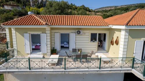 Villa Theano Family House in Lixouri Kefalonia — 4-Star Luxury Hotel in Lixouri, Greece