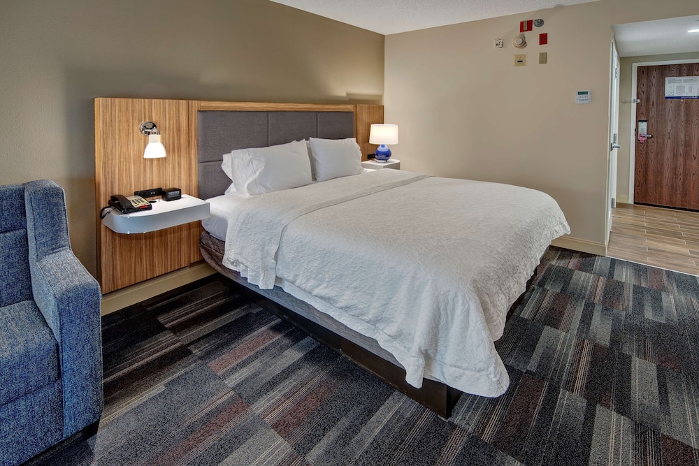 Hampton Inn Dumfries Quantico - photo 11