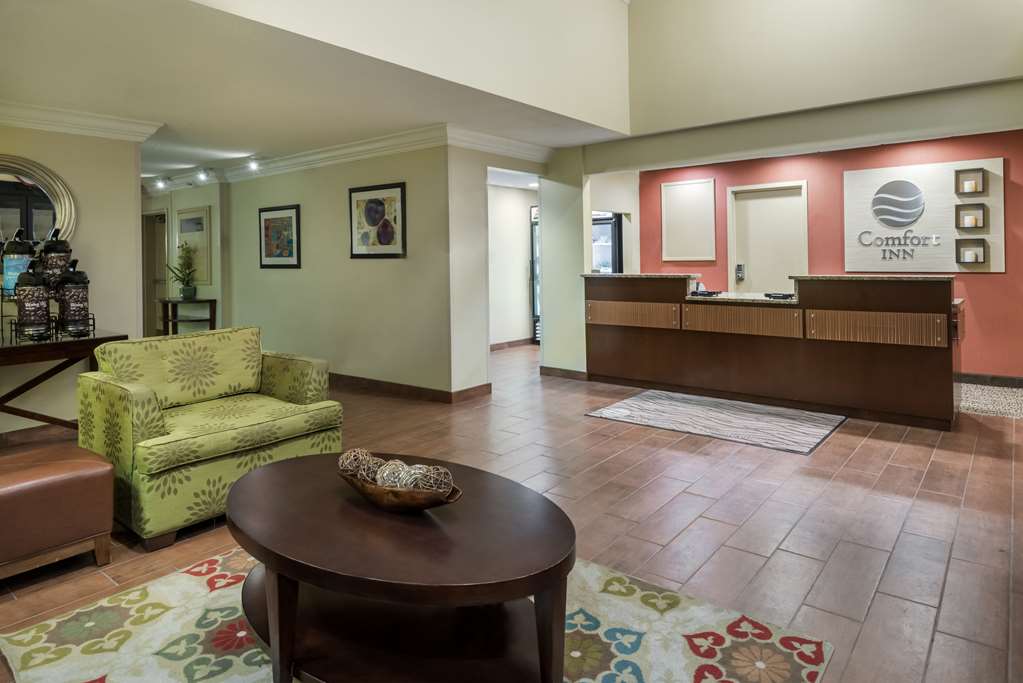 Comfort Inn Fayetteville near Fort Bragg - photo 3