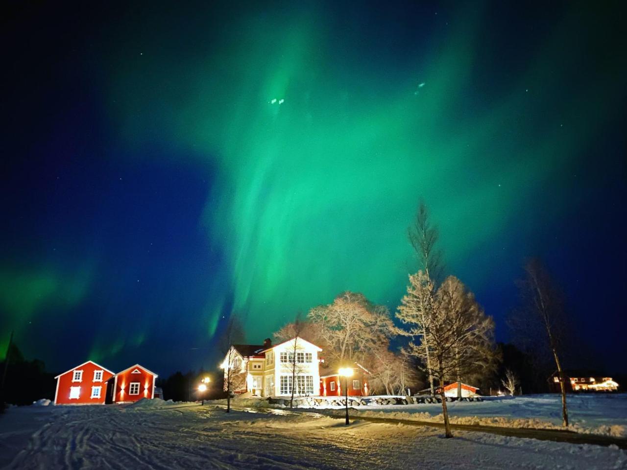 Villa Gasabäck — 4-Star Luxury Hotel in Soeraker, Sweden