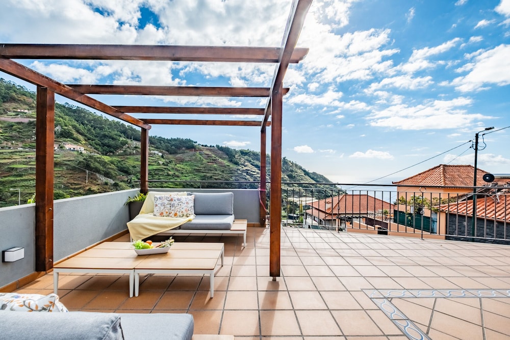 Quinta Do Checa By Homie — Camara De Lobos