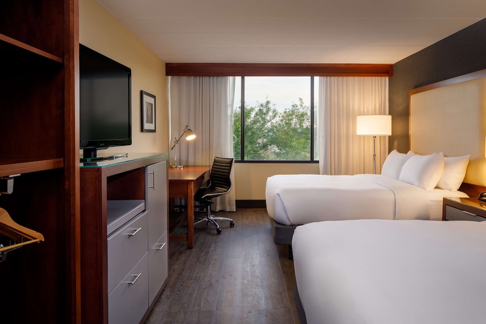 DoubleTree by Hilton Pittsburgh Cranberry - photo 38