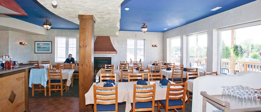 Tobermory Princess Hotel in Tobermory, Canada