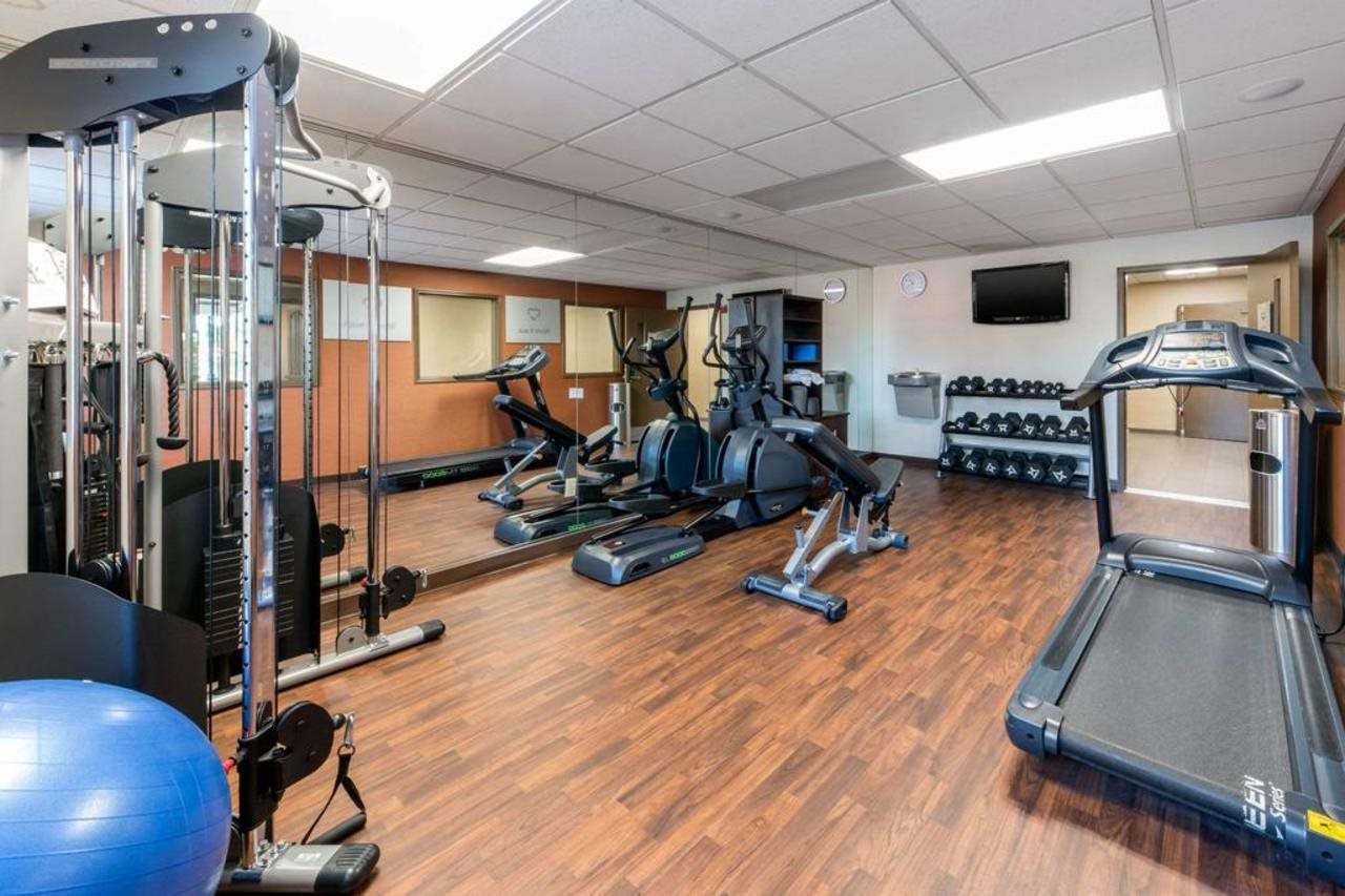 Comfort Suites San Jose Airport - photo 9