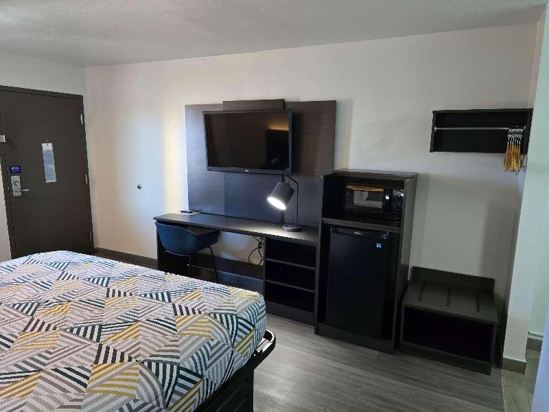 Motel6 Oklahoma City OK Frontier City - photo 32